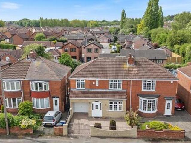 House for sale in Doncaster, South Yorkshire
