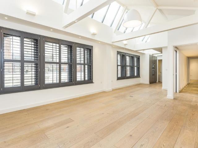 House for rent in Covent Garden, Mayfair