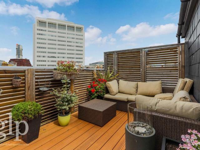 House for rent in Covent Garden, Mayfair