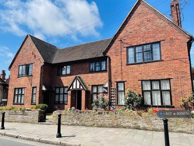 Apartment for rent in Chichester