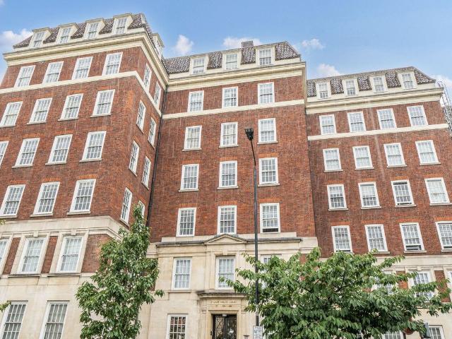Apartment for rent in Kensington, Greater London