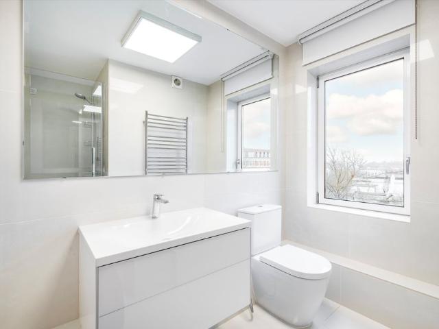 Apartment for rent in West Kensington, Isle Of Man