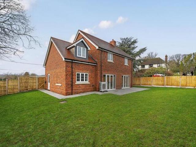 House for sale in Barton Stacey, Hampshire