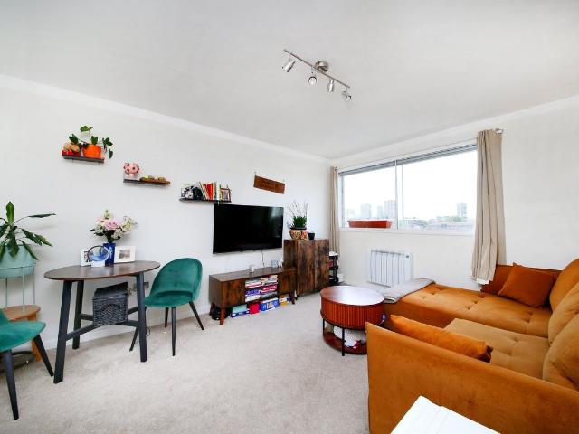 Apartment for rent in London Borough of Wandsworth, Greater London