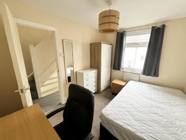 House for rent in Hanover & Queen's Park, Brighton