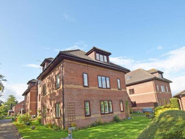 House for sale in Alton, East Hampshire