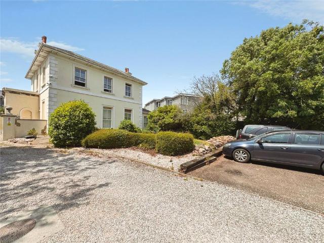 Apartment for rent in Upton, Babbacombe