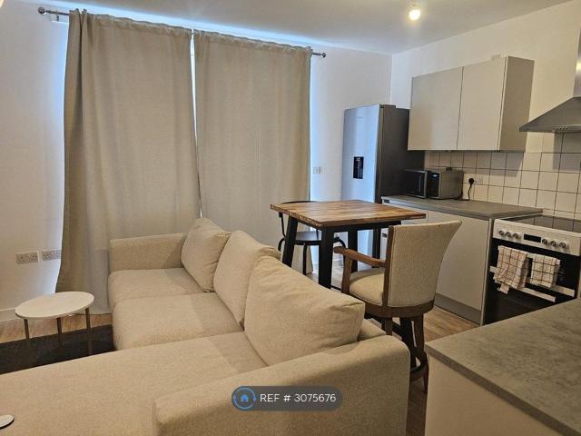 Apartment for rent in London Borough of Barking and Dagenham, Greater London