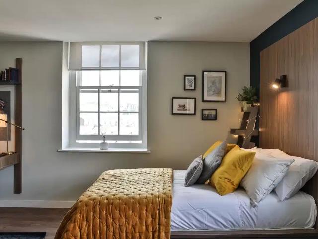 Apartment for rent in Spike Island, Feckenham