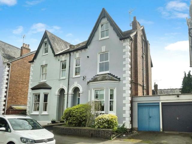 Apartment for rent in Sydenham, Warwick