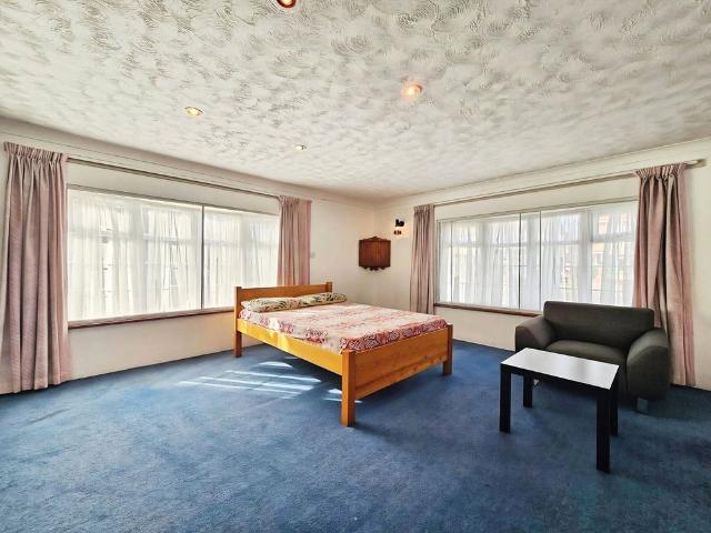 House for rent in Stanwell, Spelthorne