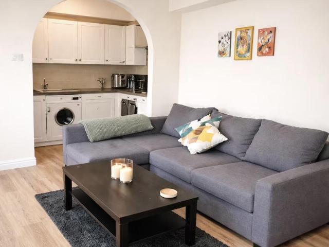 Apartment for rent in Ferndale, Rodbourne