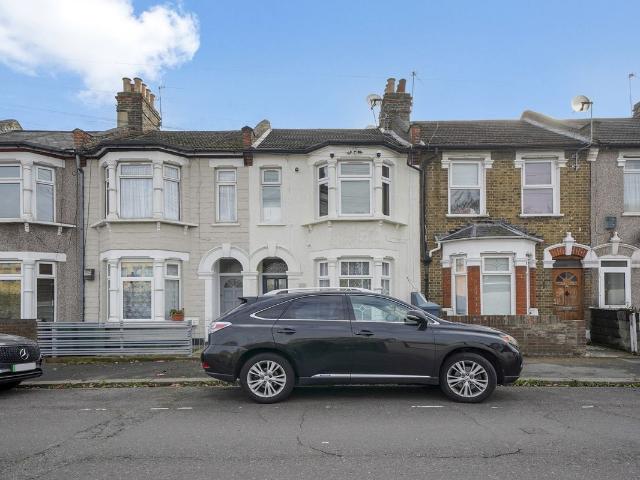 House for rent in London Borough of Newham, Greater London