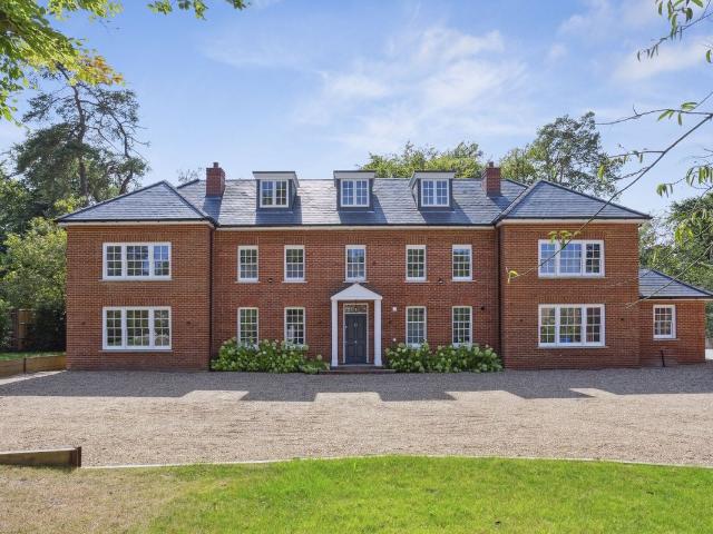 House for rent in Sunninghill and Ascot, South Ascot