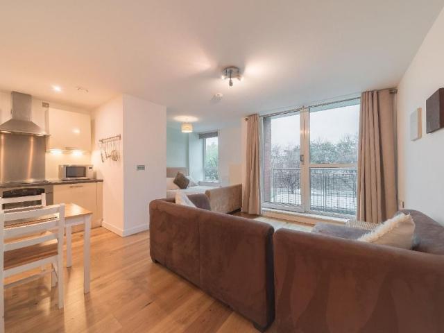 Studio for rent in City Centre, South Yorkshire