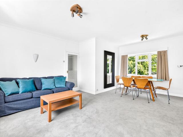 Apartment for rent in London Borough of Ealing, Greater London