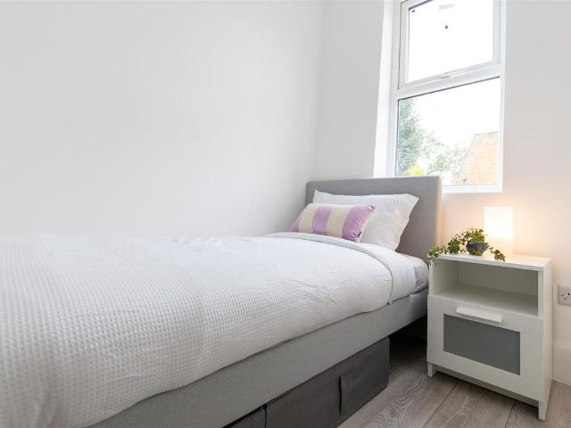 Studio for rent in London Borough of Ealing, Greater London