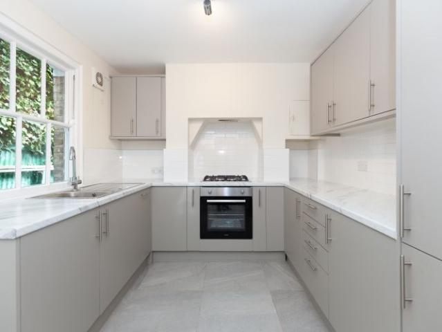 House for rent in The Slade, Oxfordshire