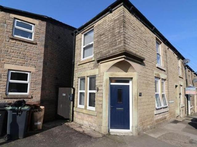House for rent in Charlesworth, East Midlands