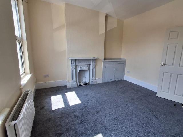 House for rent in Seven Kings, Greater London