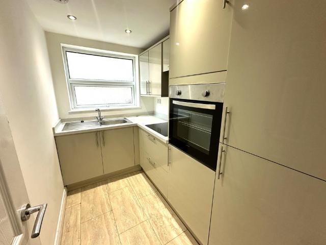 Apartment for rent in Sydenham, Green Close