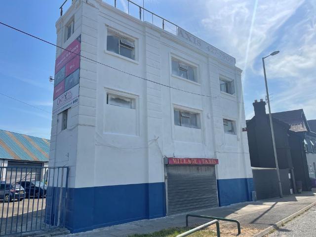 Apartment for rent in Garston, Calderstones