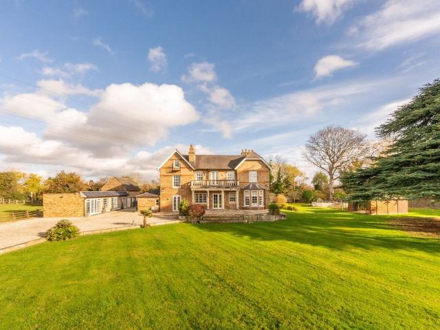 House for rent in Wexham, George Green