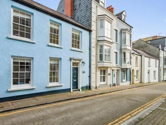 House for sale in Tenby, Pembrokeshire