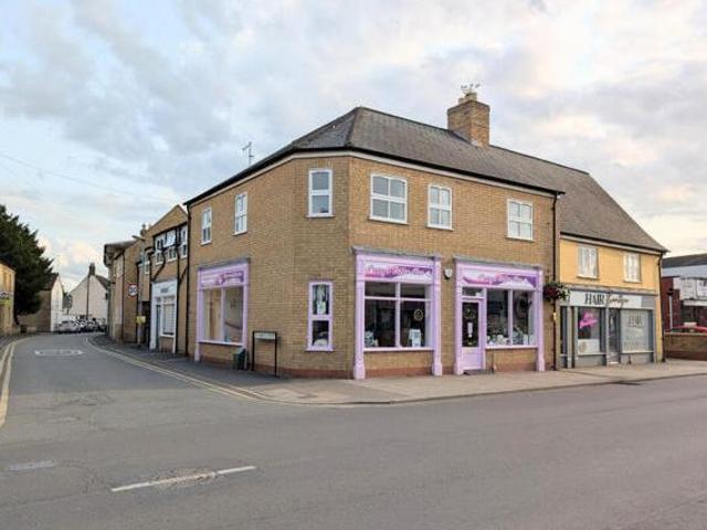 House for sale in Hampton Green, Cambridgeshire