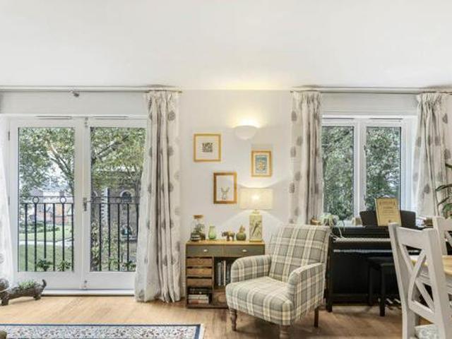 House for sale in Lyons, Greater London