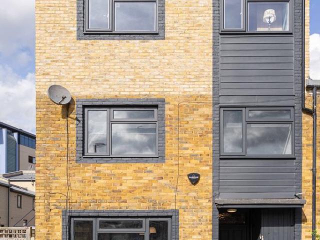 House for rent in St Matthew's Estate, Greater London