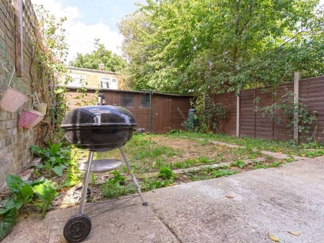 Room for rent in St Matthew's Estate, Greater London
