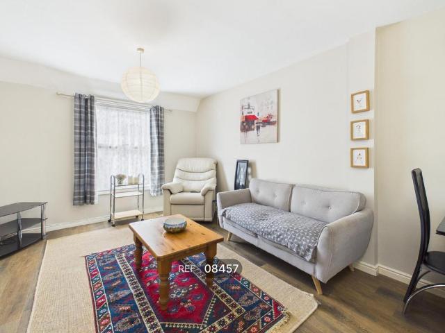 Apartment for rent in The Dales, Key Street