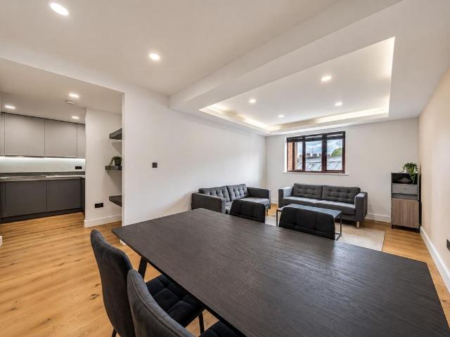 Apartment for rent in The Borough, Greater London