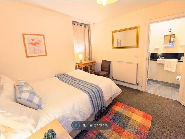 Room for rent in Dumfries, Scotland