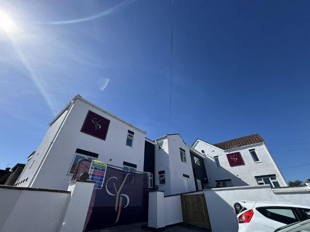 Room for rent in Yeovil, Somerset