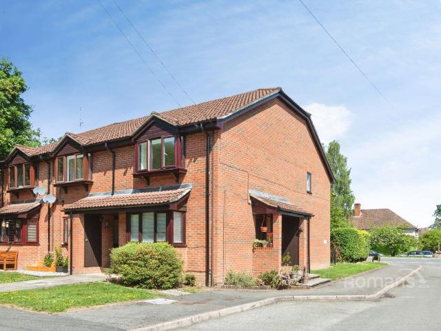 Apartment for rent in Fleet, Hart