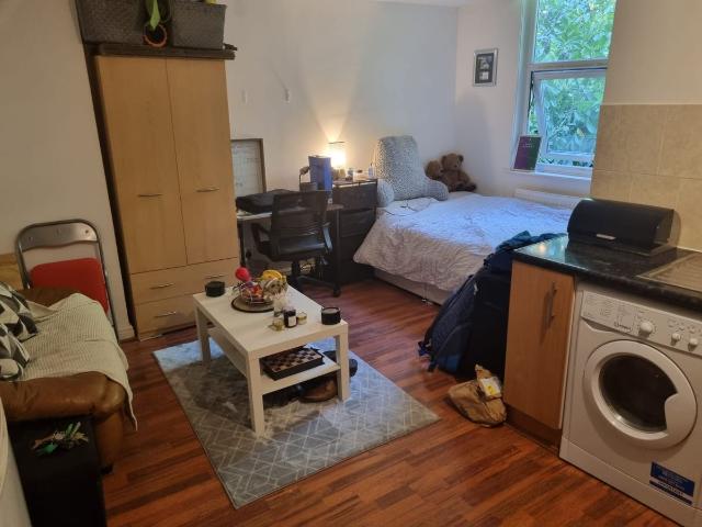 Apartment for rent in Headingley Hill, Headingley