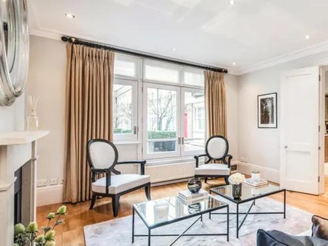 House for rent in Belgravia, Greater London