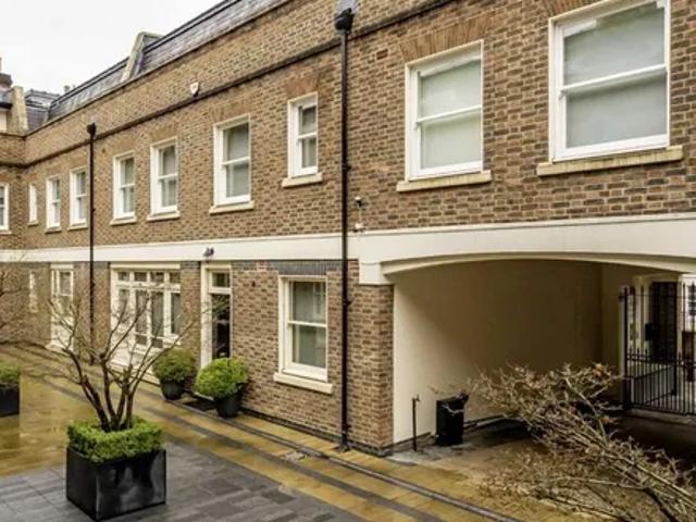 House for rent in Belgravia, Greater London