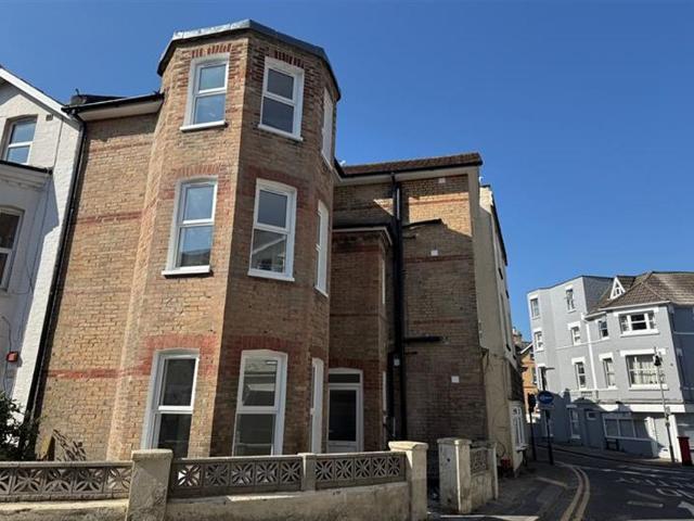 Studio for rent in West Cliff, Bournemouth
