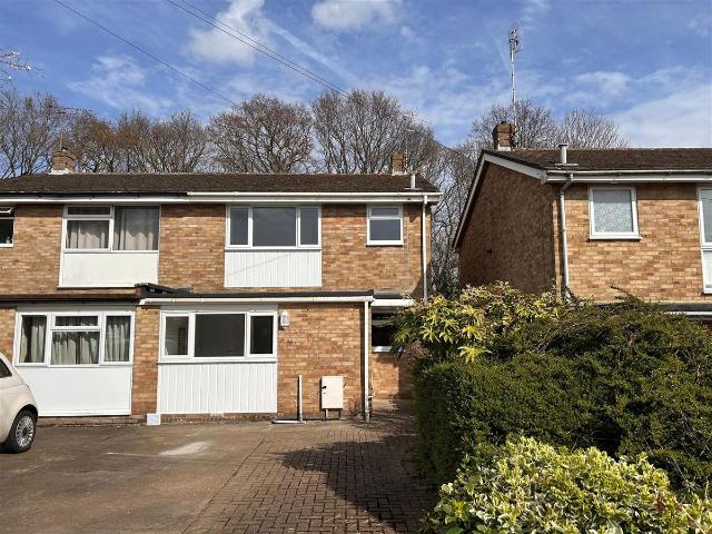 Apartment for rent in St. Mildred's, The Bridge