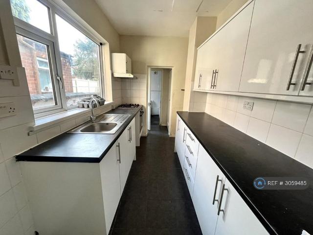 House for rent in Ball Hill District Centre, Coventry