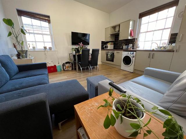 House for rent in Headingley Hill, Headingley