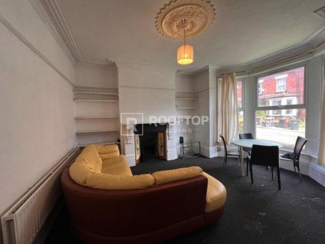 House for rent in Headingley Hill, Headingley