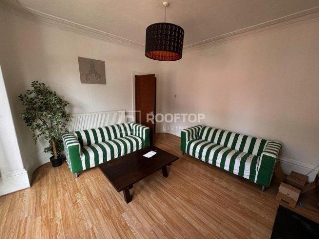 House for rent in Beckett Park, Headingley
