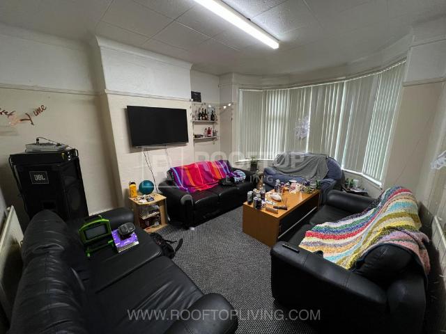 House for rent in Headingley Hill, Headingley
