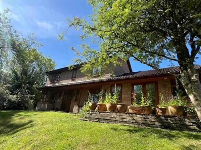 House for sale in Wales
