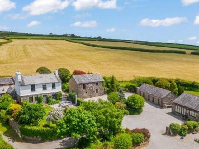 House for sale in Lamellion, Cornwall