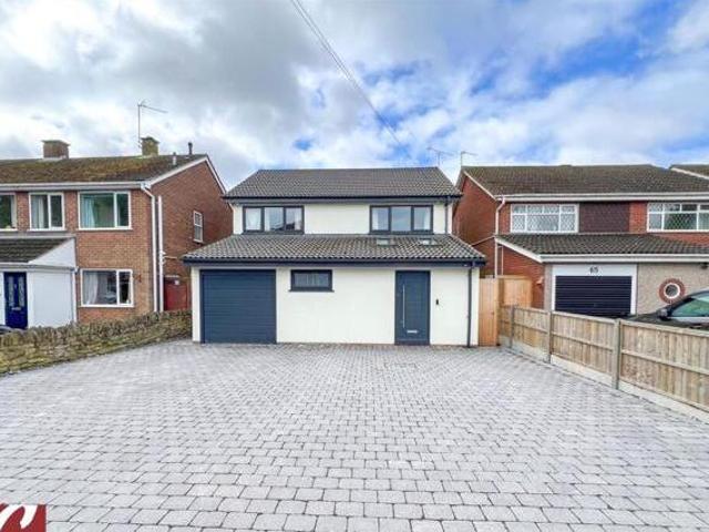 House for sale in Camp Hill, Warwickshire